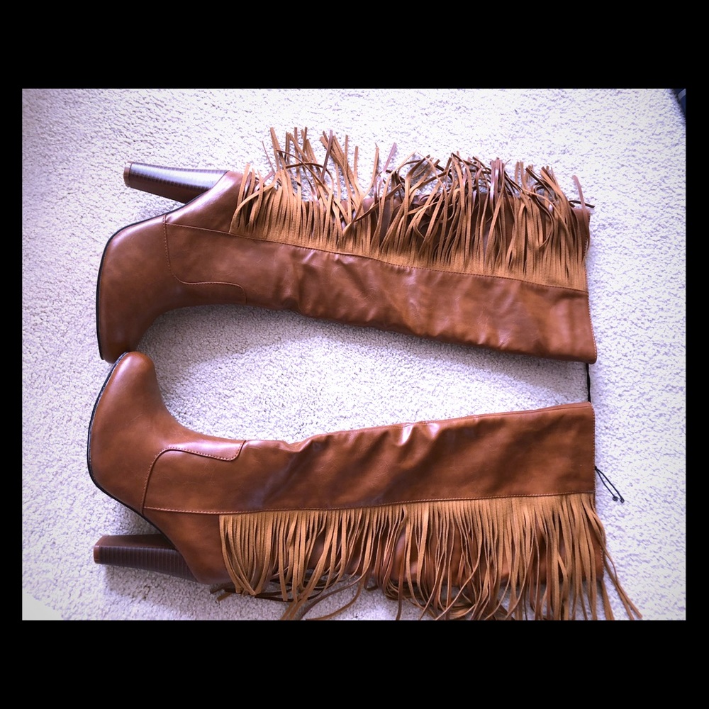 Boots with Fringes